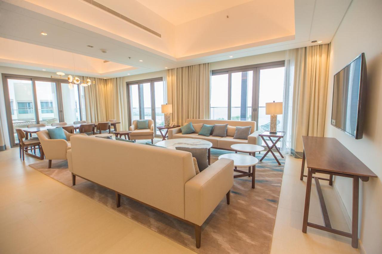 Al Aqah Luxury Apartment W/ Sea Views At Address Residences Fudzsejra Kültér fotó